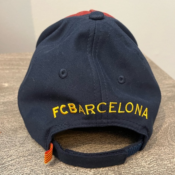 FC Barcelona Cap - Picture 2 of 3